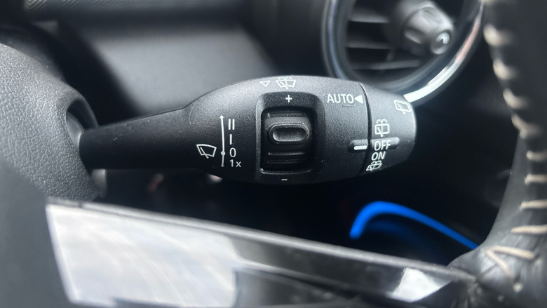 MINI Hatchback 1.5 Cooper Exclusive 5dr Auto Petrol Hatchback